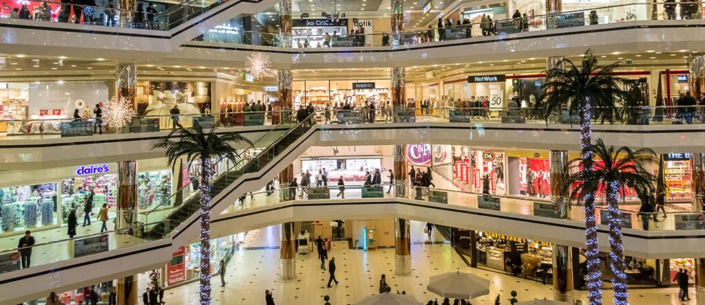 The Social Hub: How Shopping Malls Foster Community Engagement and Connection