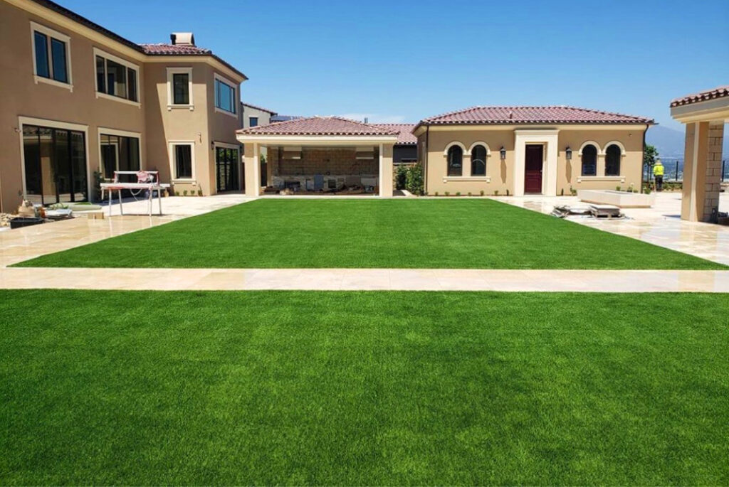 The Rise of Synthetic Grass: A Lush Lawn Without the Hassle